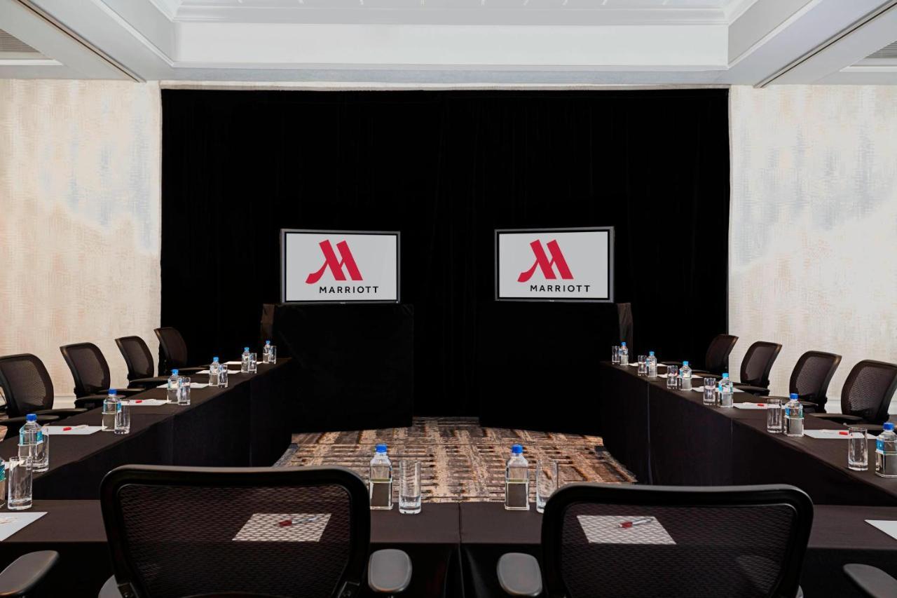 Отель Bethesda Marriott Экстерьер фото