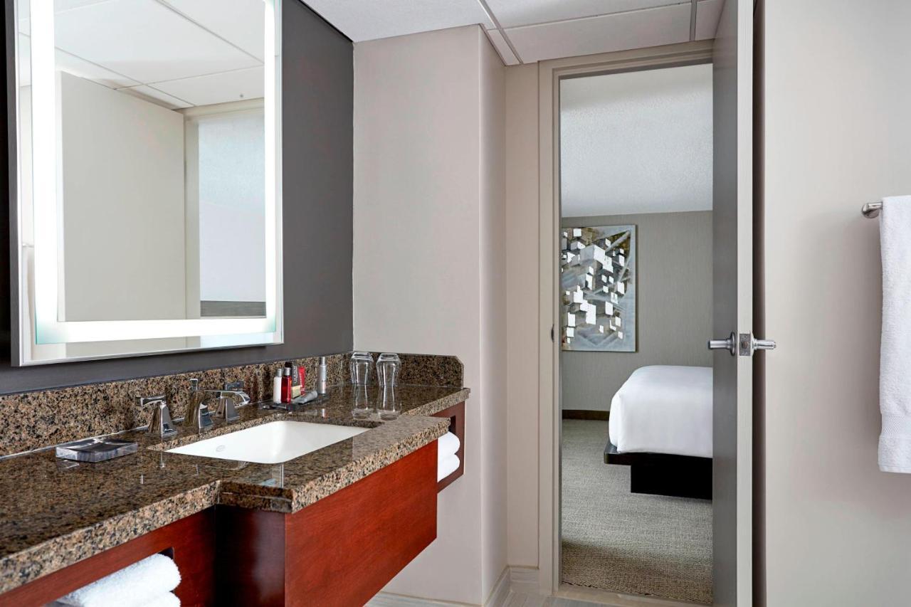 Отель Bethesda Marriott Экстерьер фото